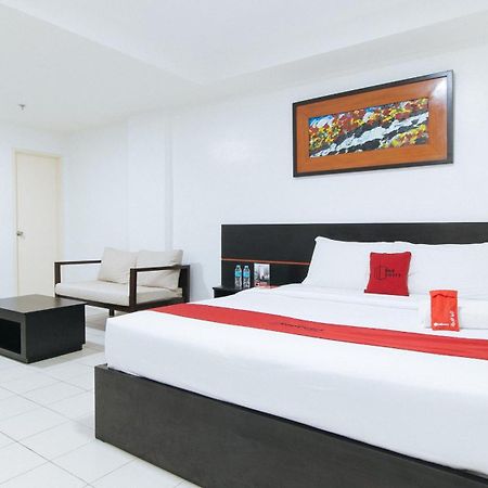 Reddoorz Plus At Evangelista Street Makati Makati City Kültér fotó